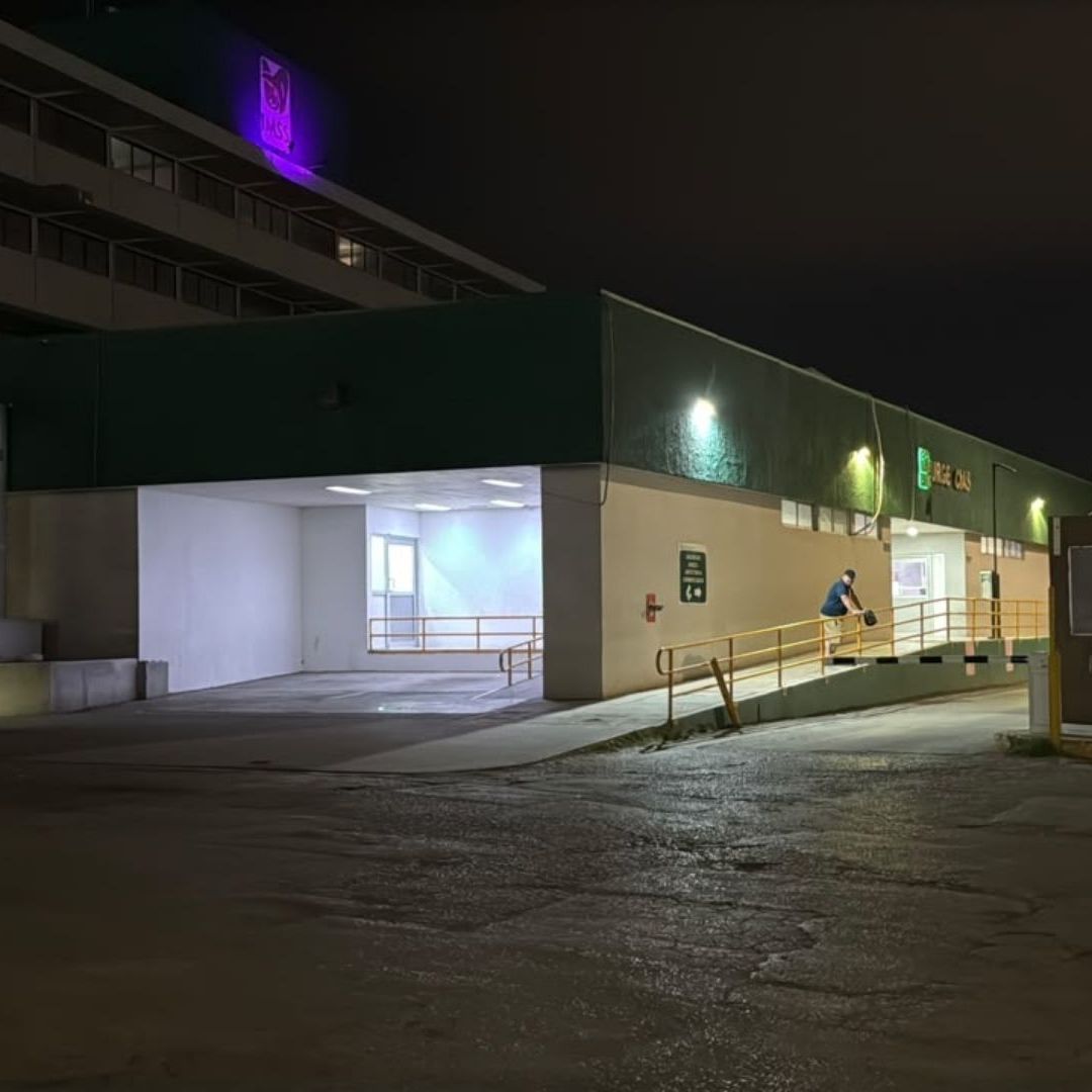 Policías Escoltaron a la Víctima al Hospital
